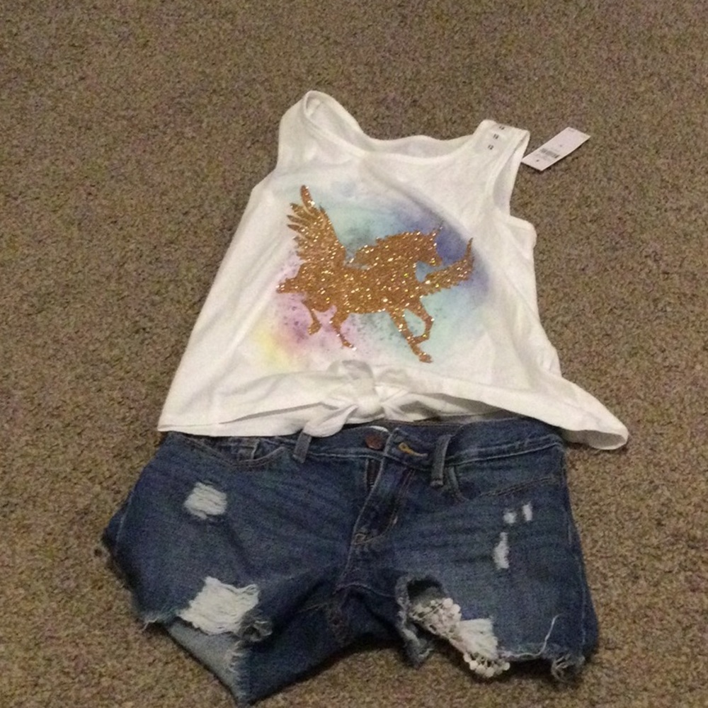 Short outfit. Top (12) Bottom (10). Like New!